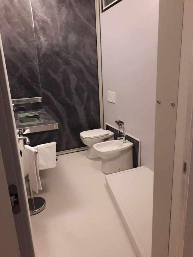 La Casa Di Morazzone Giulia Apartment Pavia Luaran gambar