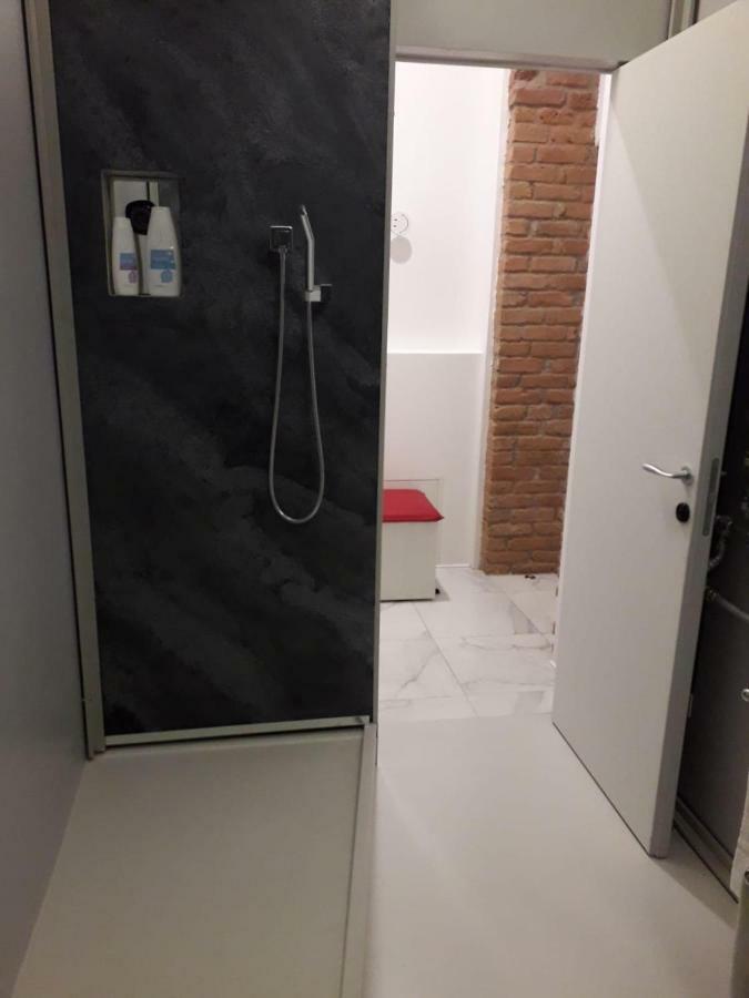 La Casa Di Morazzone Giulia Apartment Pavia Luaran gambar